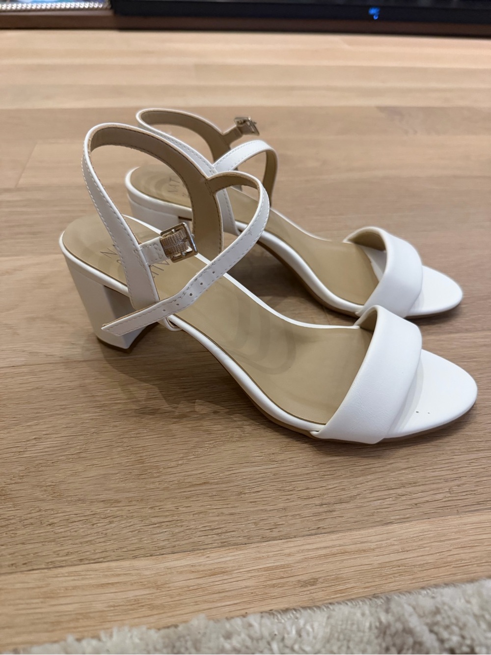 Naturalizer Women’s White Block Heel Sandals - Classic Strappy Design